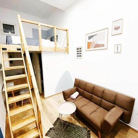 Апартаменты Velestinou Private Maisonette Афины Экстерьер фото