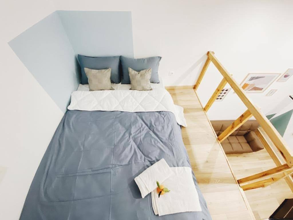 Апартаменты Velestinou Private Maisonette Афины Экстерьер фото